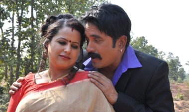 सरकारी व्यवस्था और फ़र्ज़ के बीच मार्मिक जंग  ‘चट्टान’